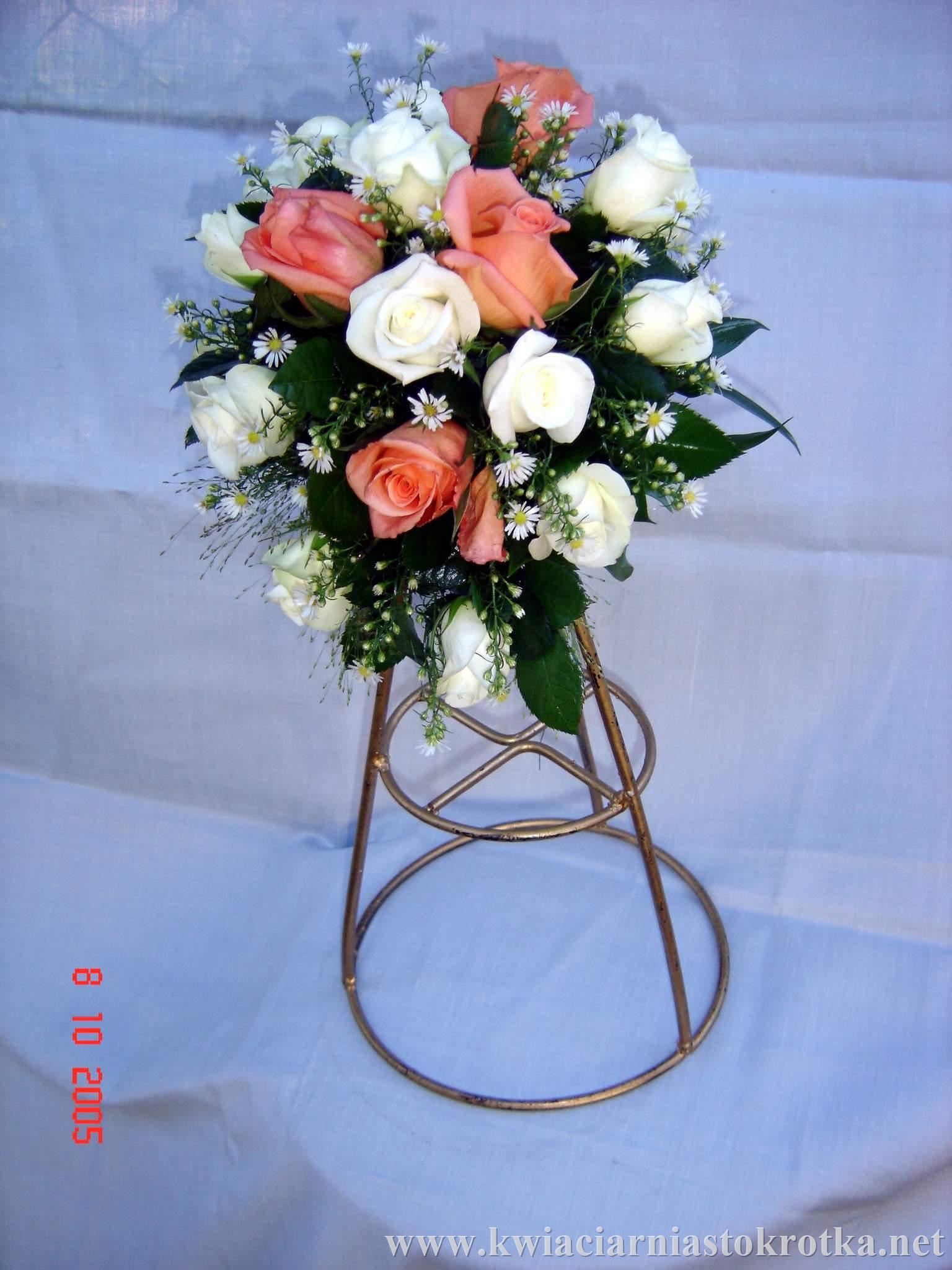 Bukiet w pastelowych odcieniach różu i bieli